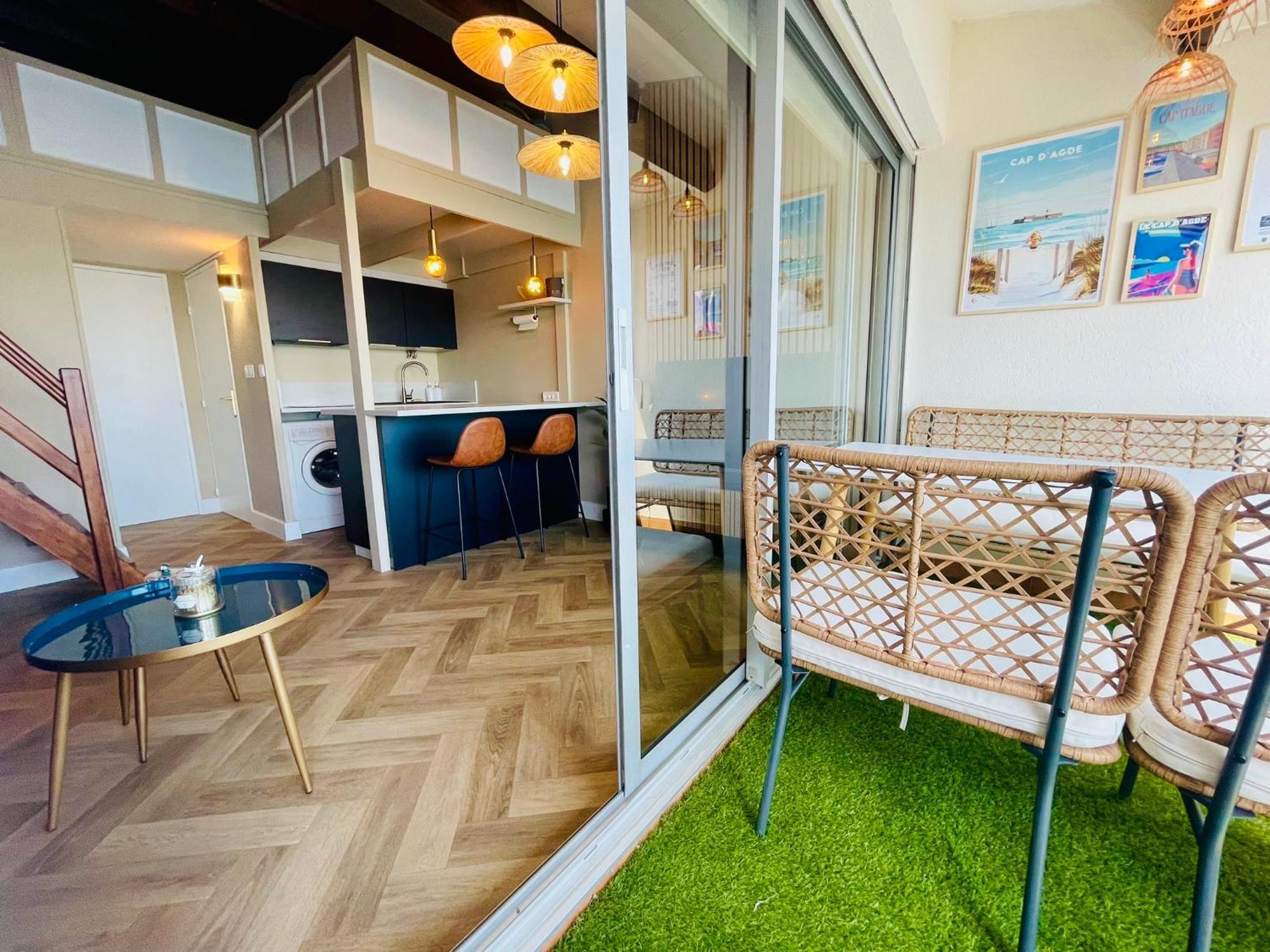 Cap D'agde T2 4-6 Personnes Mezzanine Vue Piscine Wifi Appartement *